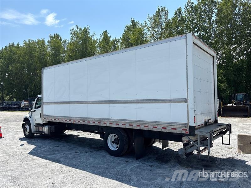 Freightliner M2 106 4x2 Van Truck Skriňová nadstavba
