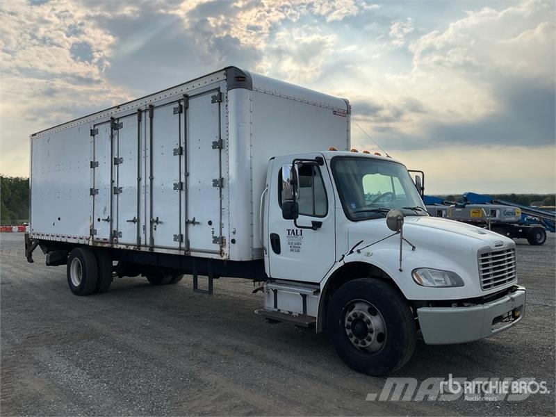 Freightliner M2 106 4x2 Van Truck ボックスボディー、ウイング、箱車