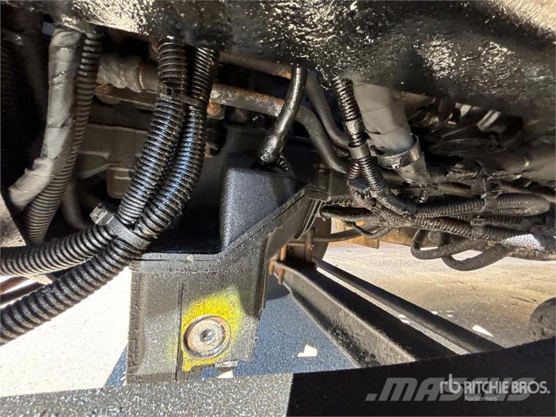 Freightliner M2 106 4x2 Van Truck Camiones caja cerrada