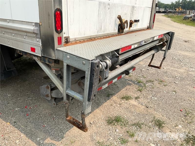 Freightliner M2 106 4x2 Van Truck (Inoperable) Kofferaufbau