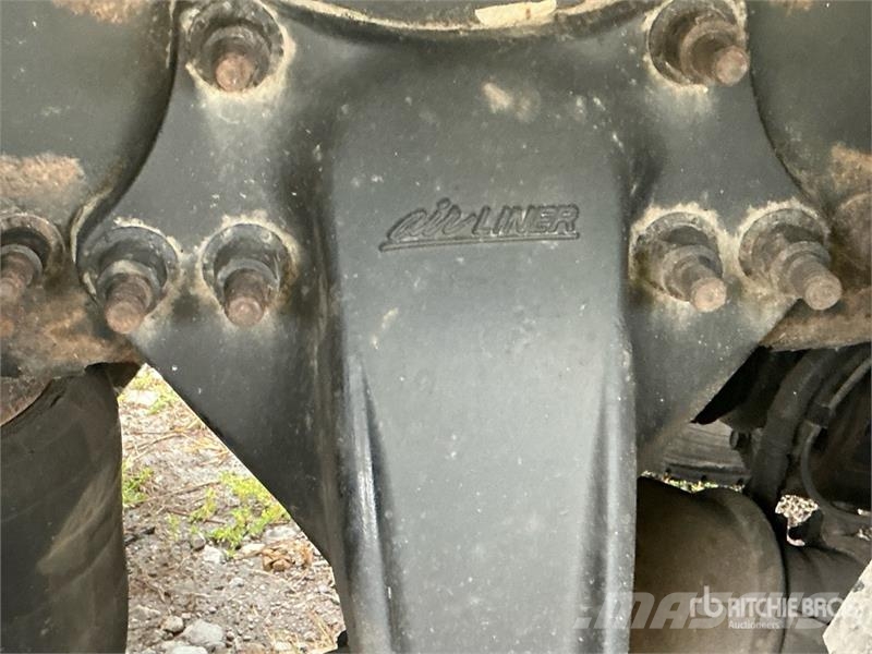 Freightliner M2 106 6x4 Van Truck Camiones caja cerrada