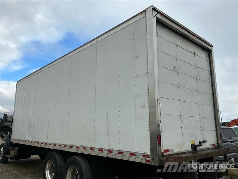 Freightliner M2 106 6x4 Van Truck Camiones caja cerrada