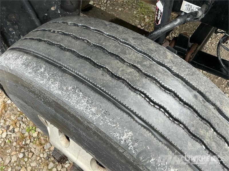 Freightliner M2 106 6x4 Van Truck Camiones caja cerrada