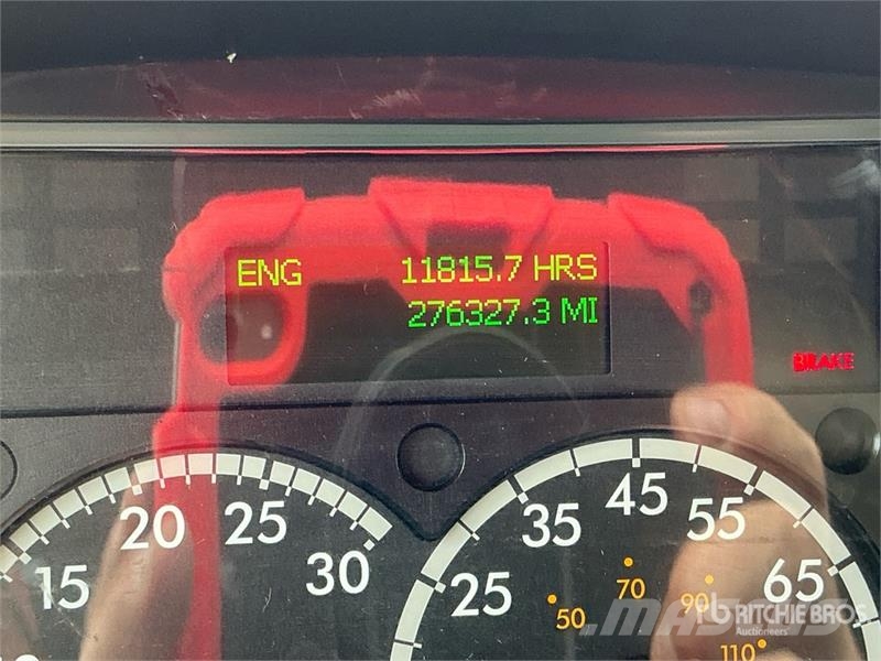 Freightliner M2 106 6x4 Van Truck Camiones caja cerrada