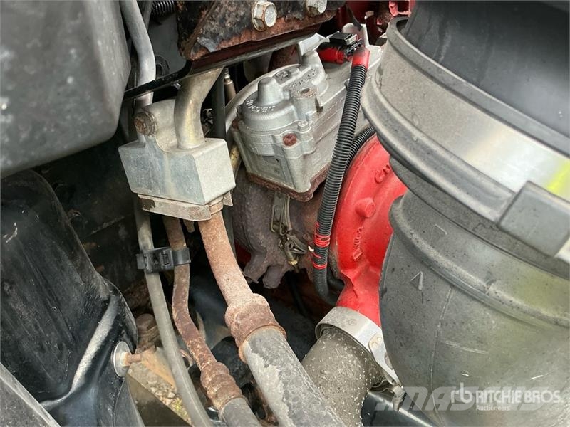Freightliner M2 106 6x4 Van Truck Camiones caja cerrada