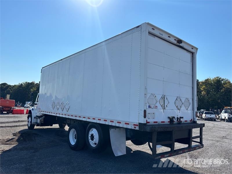 Freightliner M2 106 6x2 Van Truck Tovornjaki zabojniki