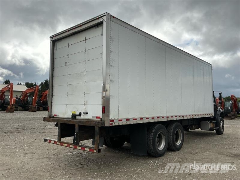 Freightliner M2 106 6x4 Van Truck Camiones caja cerrada