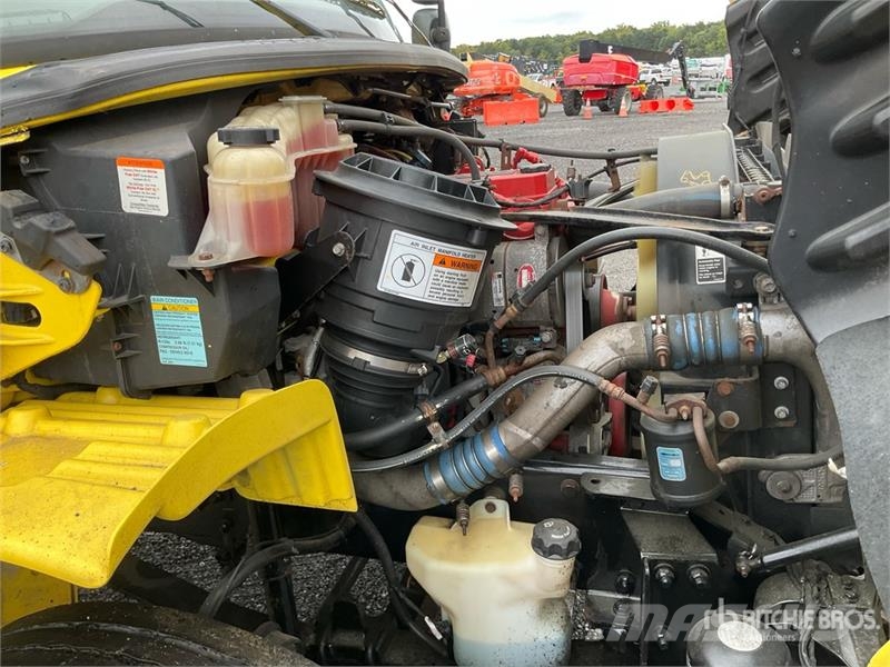 Freightliner M2 106 Van Truck Sanduk kamioni