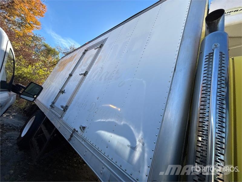 Freightliner M2 4x2 Refrigerated Truck (Inoperable) Hűtős