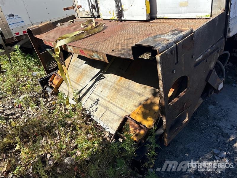 Freightliner M2 4x2 Refrigerated Truck (Inoperable) Hűtős