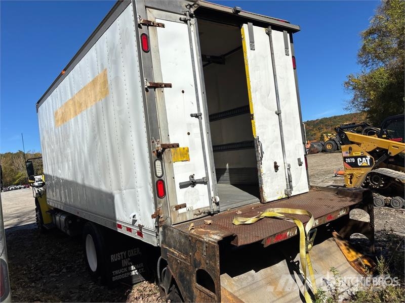 Freightliner M2 4x2 Refrigerated Truck (Inoperable) Hűtős