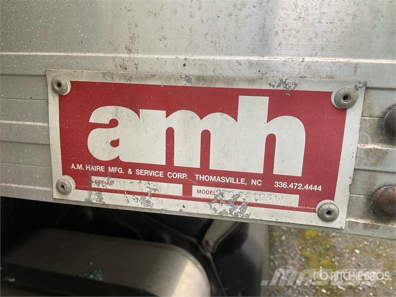 Freightliner M2106 4x2 Van Truck (Inoperable) شاحنات ذات هيكل صندوقي
