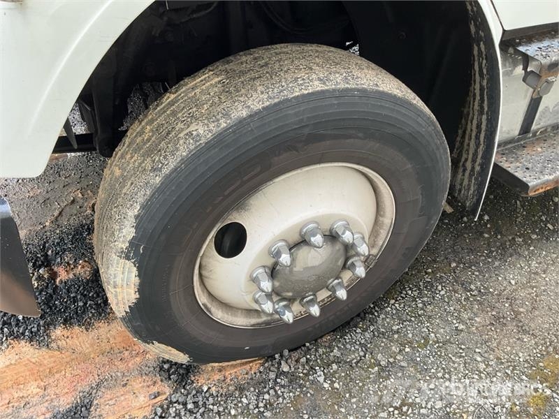 Freightliner M2106 4x2 Van Truck (Inoperable) شاحنات ذات هيكل صندوقي