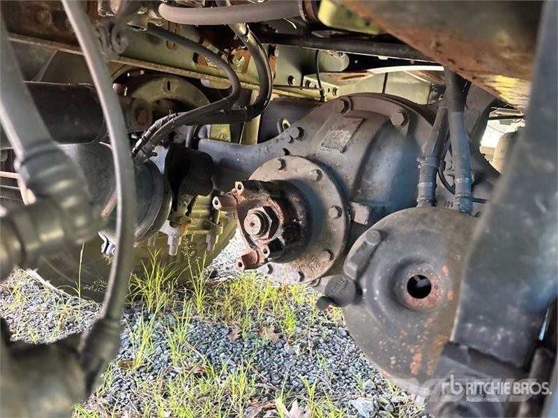 Freightliner M2106 4x2 Van Truck شاحنات ذات هيكل صندوقي