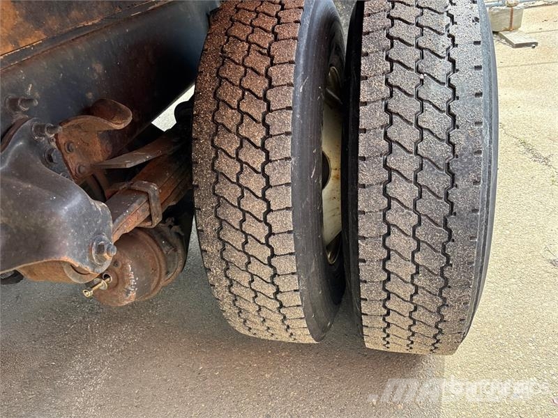 Freightliner M2106 4x2 Van Truck (Inoperable) Фургони
