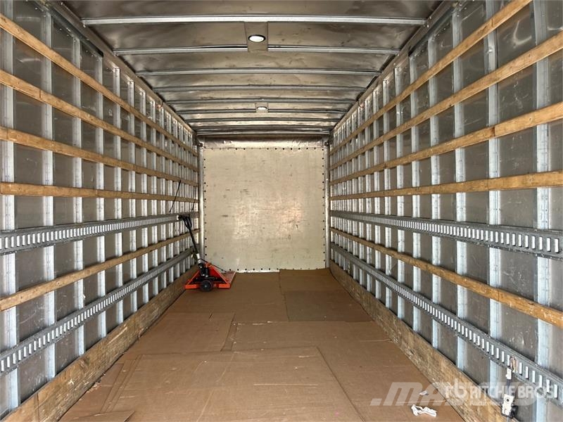 Freightliner M2106 4x2 Van Truck Kofferaufbau