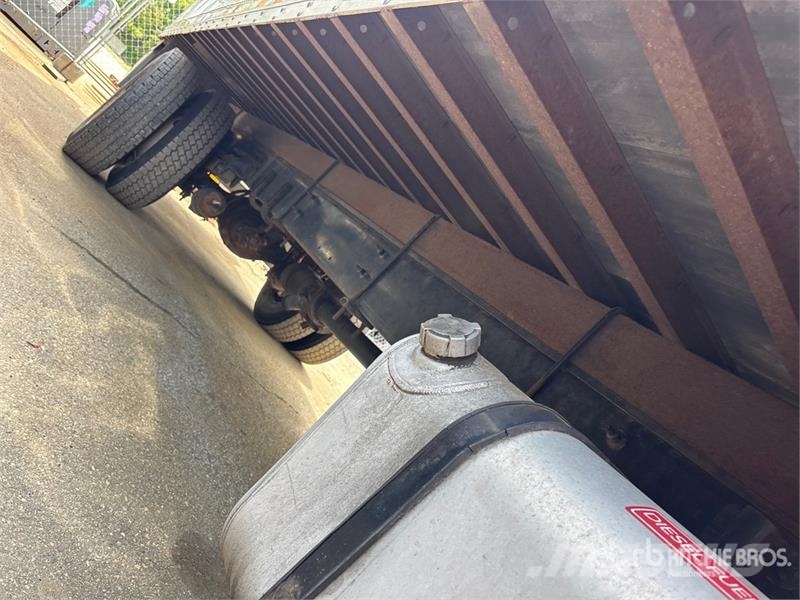 Freightliner M2106 4x2 Van Truck (Inoperable) Фургони