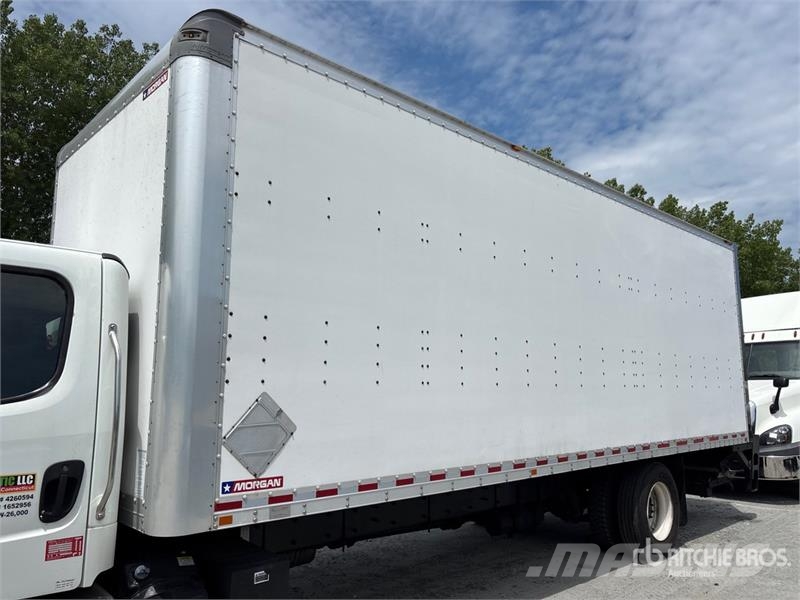 Freightliner M2106 4x2 Van Truck Camiones con caja de remolque
