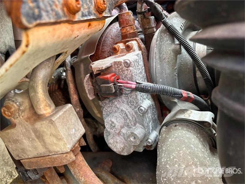 Freightliner M2106 4x2 Van Truck (Inoperable) Фургони
