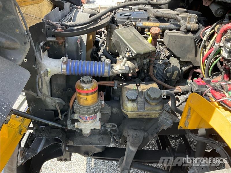 Freightliner M2106 4x2 Van Truck Camion cassonati