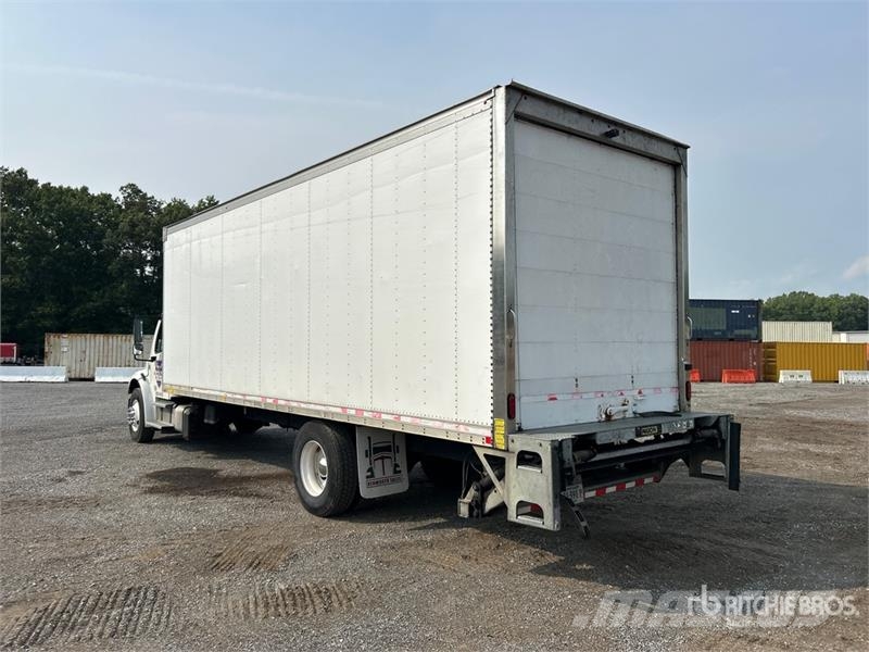 Freightliner M2106 4x2 Van Truck Kofferaufbau