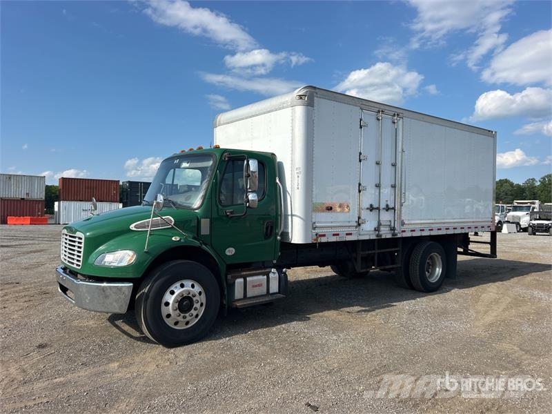 Freightliner M2106 4x2 Van Truck Skriňová nadstavba