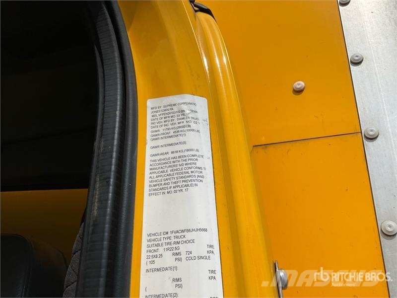 Freightliner M2106 4x2 Van Truck Camion cassonati