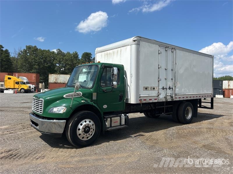 Freightliner M2106 4x2 Van Truck Skriňová nadstavba