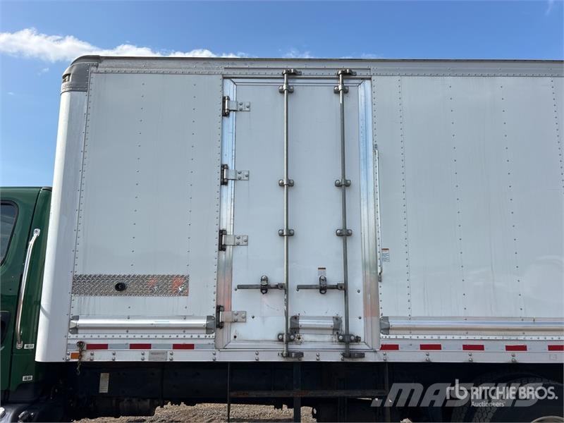 Freightliner M2106 4x2 Van Truck Skriňová nadstavba