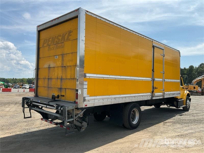 Freightliner M2106 4x2 Van Truck Camion cassonati