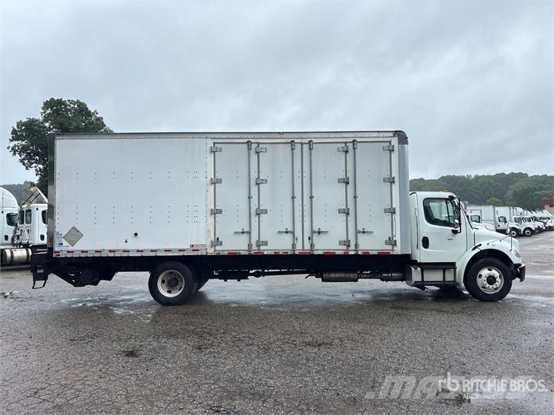 Freightliner M2106 4x2 Van Truck Camiones con caja de remolque