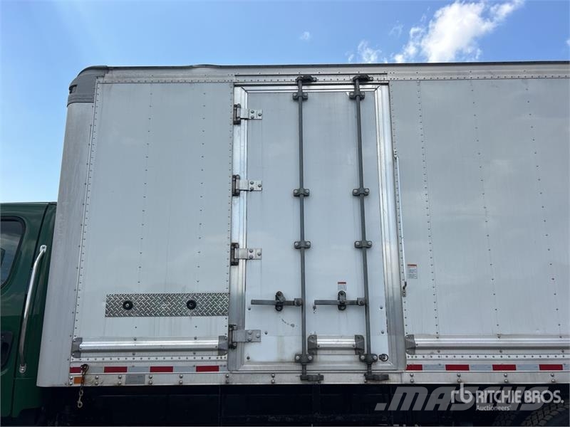 Freightliner M2106 4x2 Van Truck Skriňová nadstavba