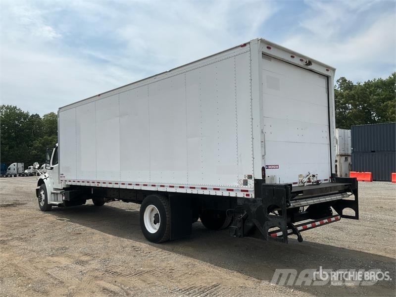 Freightliner M2106 4x2 Van Truck Furgons