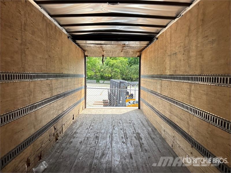 Freightliner M2106 4x2 Van Truck (Inoperable) Фургони