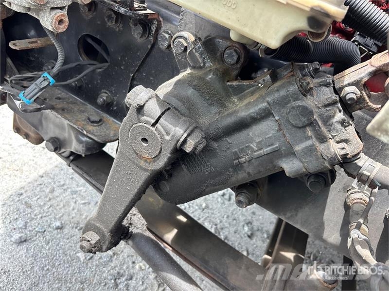 Freightliner M2106 4x2 Van Truck Camiones con caja de remolque