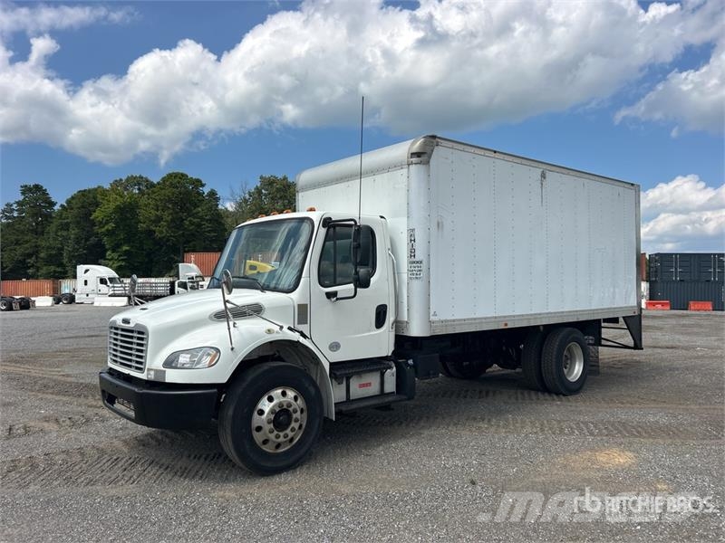 Freightliner M2106 4x2 Van Truck Skriňová nadstavba