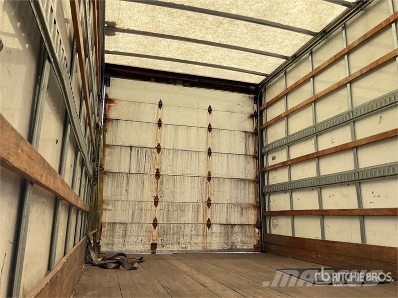 Freightliner M2106 4x2 Van Truck Camion cassonati