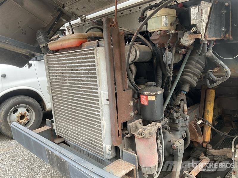 Freightliner MT45 Gesloten opbouw