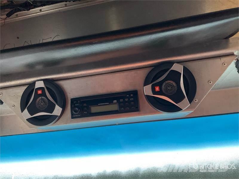 Freightliner MT45 車廂