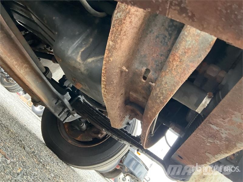 Freightliner MT45 車廂