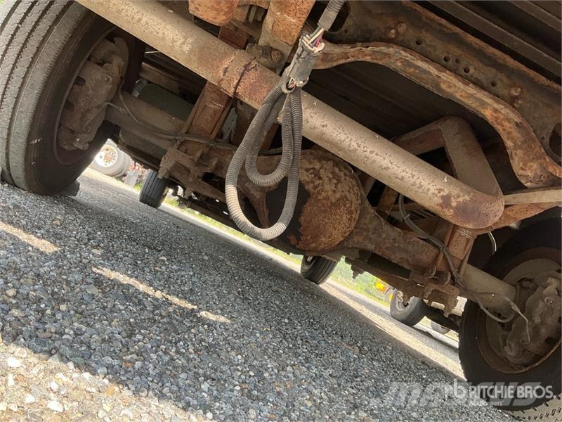Freightliner MT45 Caixa fechada