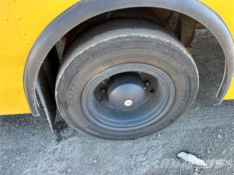 Freightliner MT55 هيكل صندوقي