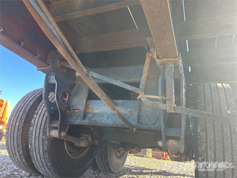 Fruehauf PBF240 Platformas/izkraušana no sāniem