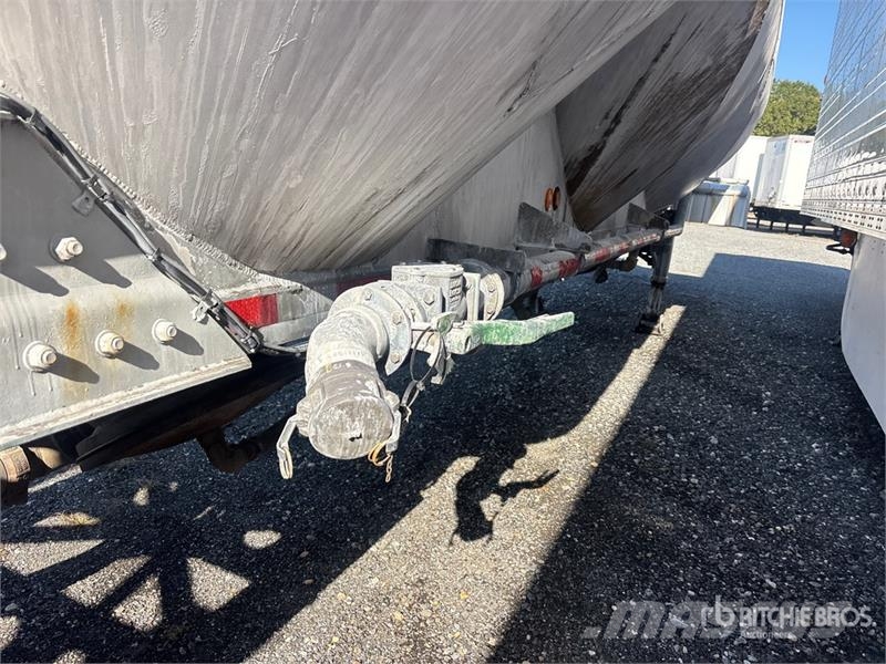 Fruehauf T/A Pneumatic Bulk Trailer Ostale prikolice