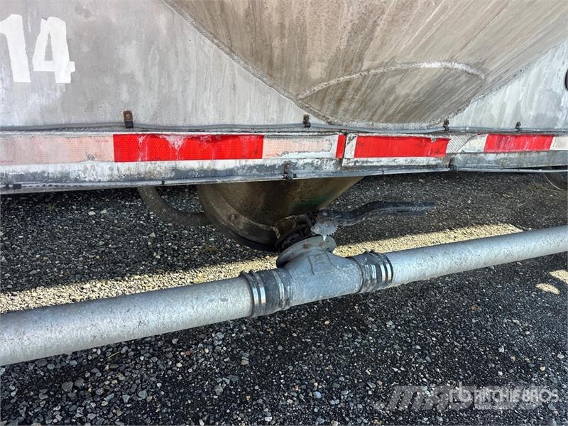 Fruehauf T/A Pneumatic Bulk Trailer Ostale prikolice