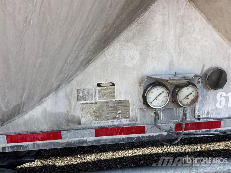 Fruehauf T/A Pneumatic Bulk Trailer Ostale prikolice