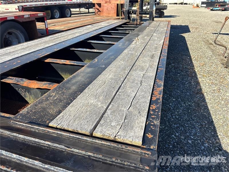 Fruehauf T/A Removable Gooseneck Lowboy Trailer 低架裝載車