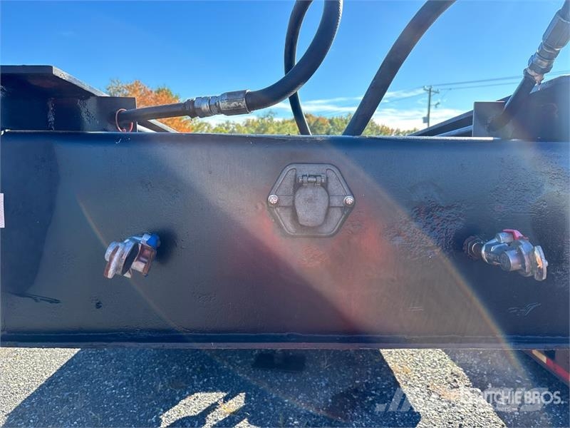 Fruehauf T/A Removable Gooseneck Lowboy Trailer 低架裝載車
