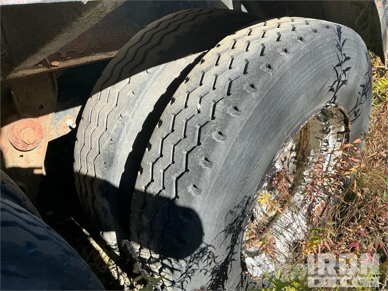 Fruehauf TEH-F2-R-7000 7000 gal Asphalt Tank Trailer Prikolice cisterne