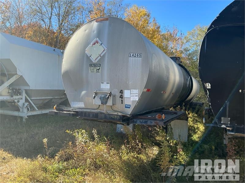 Fruehauf TEH-F2-R-7000 7000 gal Asphalt Tank Trailer Prikolice cisterne